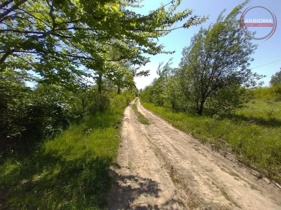 Земельна ділянка на Пасічній,поруч дендропарку
