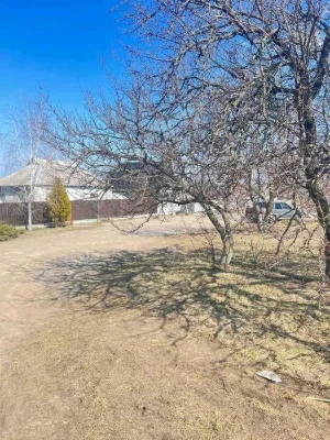 Продаж земельних ділянок