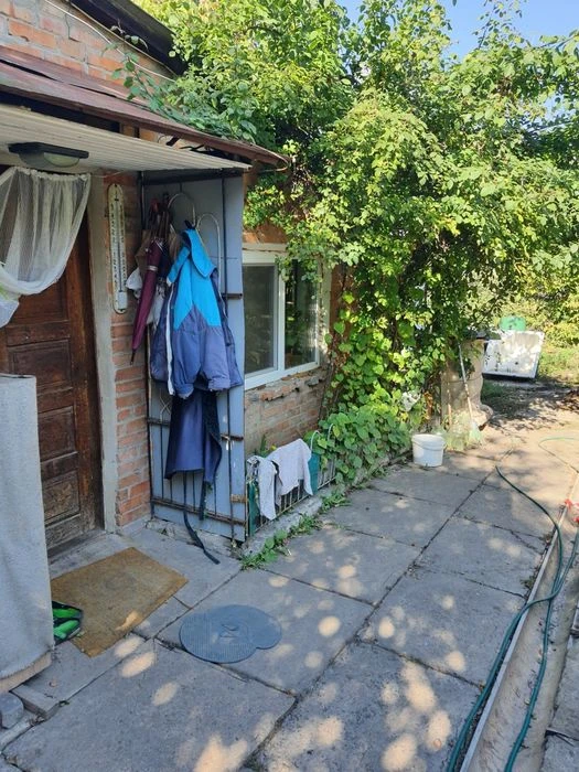 Продам дом с земельным участком