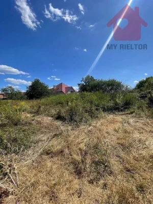 ПРОДАЖ ЗЕМЕЛЬНОЇ ДІЛЯНКИ — ТАБЛА 1, УЖГОРОД