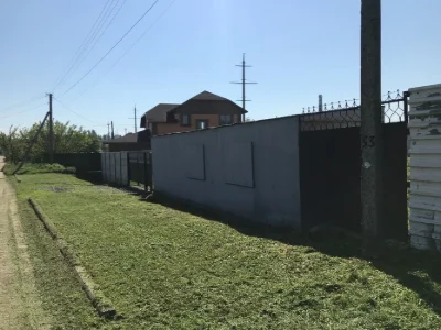 Огражденый участок 20 соток,ул. Полевая,15.,,500 м от остано