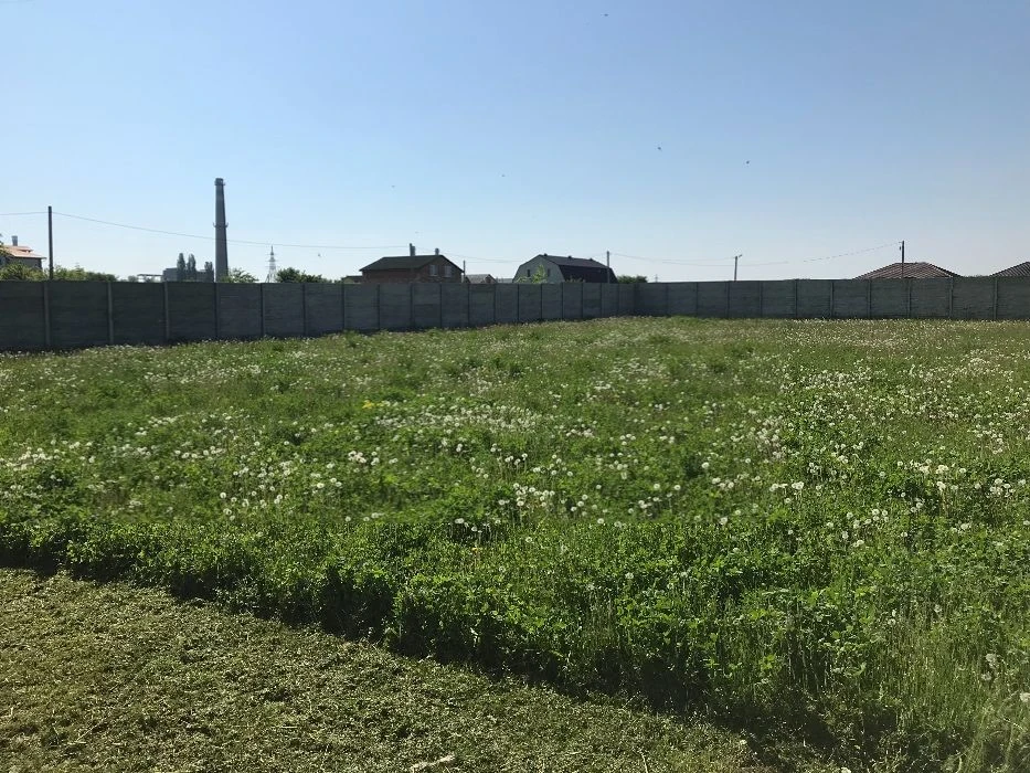 Огражденый участок 20 соток,ул. Полевая,15.,,500 м от остано