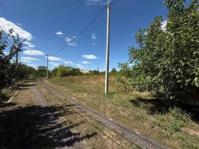 Продаж рівної ділянки в Рибцях, 10 соток, затишна локація