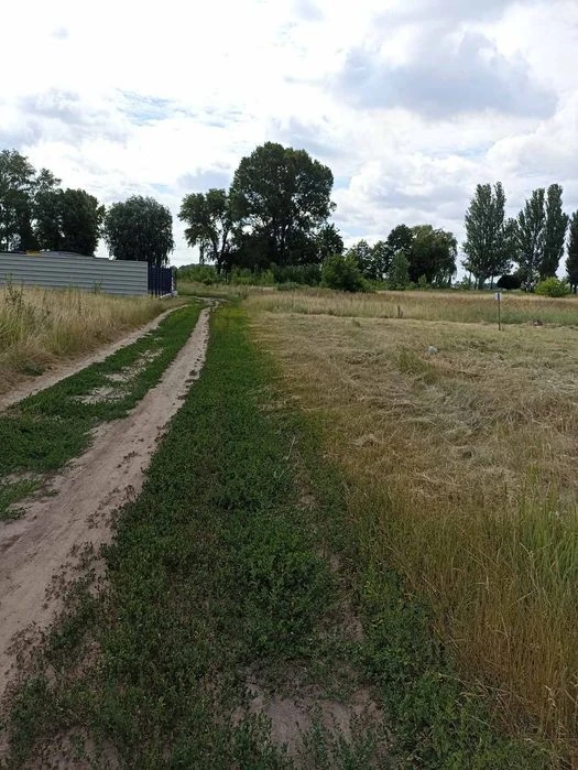 Продаж земельної ділянки в межах міста