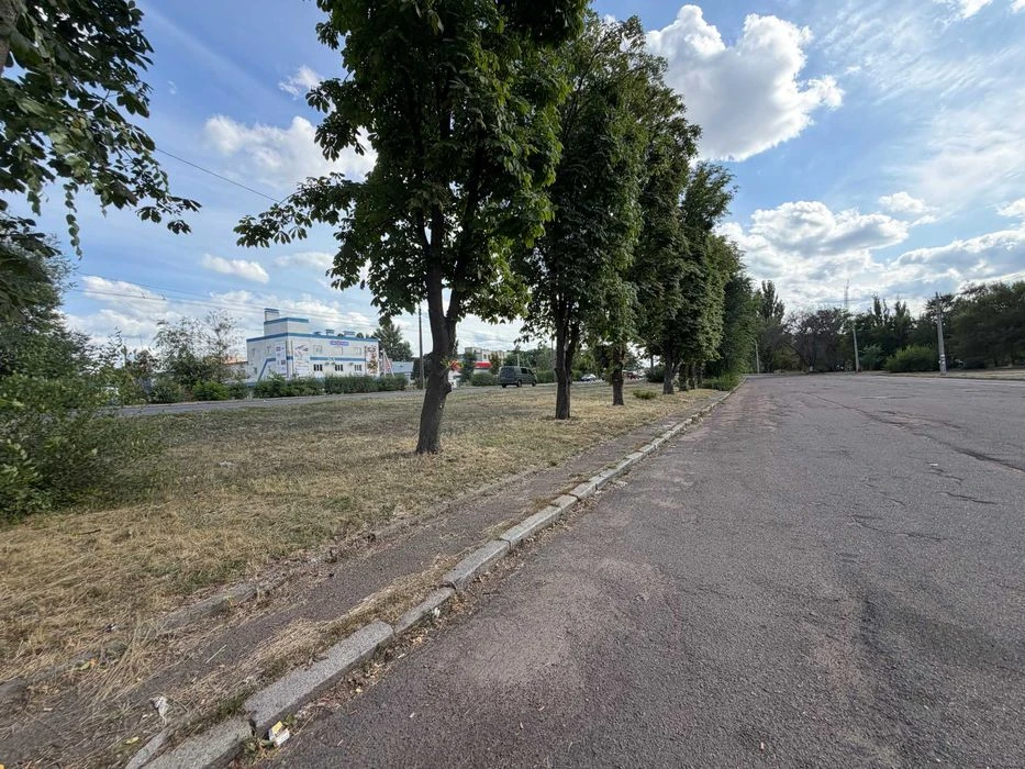 Продаж землі комерційного призначення по вул. Смілянська