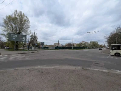 Продамо фасадну ділянку на розі Благовістна та Сінна під авт