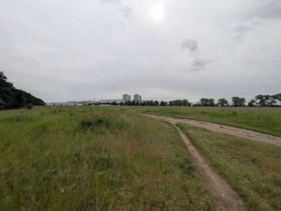 Продамо 17 гектарів на околиці Черкас під  будівництво логіс