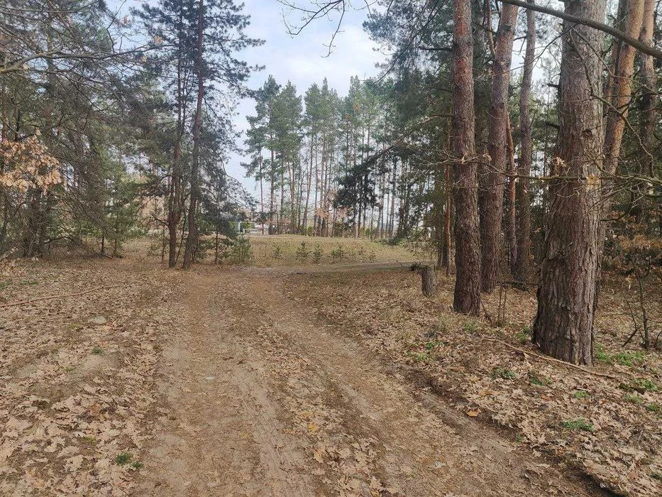Продаж земельної ділянки, поруч з RIVERA CLAB