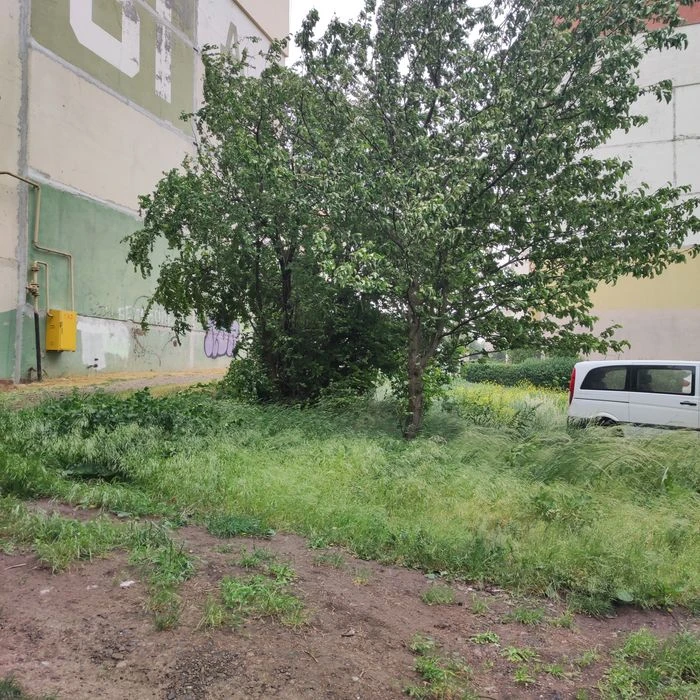 Продаж земельної ділянки,в місті на Скальда.