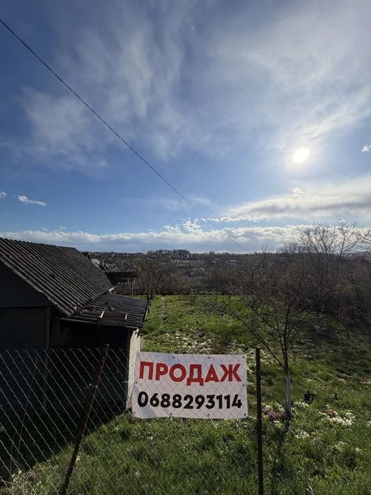 8 соток землі в Чернівцях | світло та вода поруч