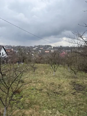 8 соток землі в Чернівцях | світло та вода поруч