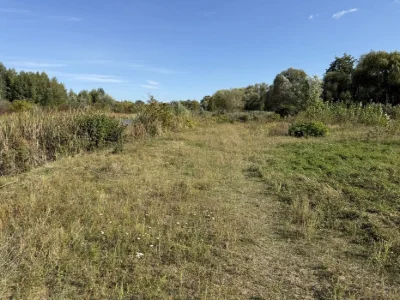 Дві класних ділянки біля води Дахнівка