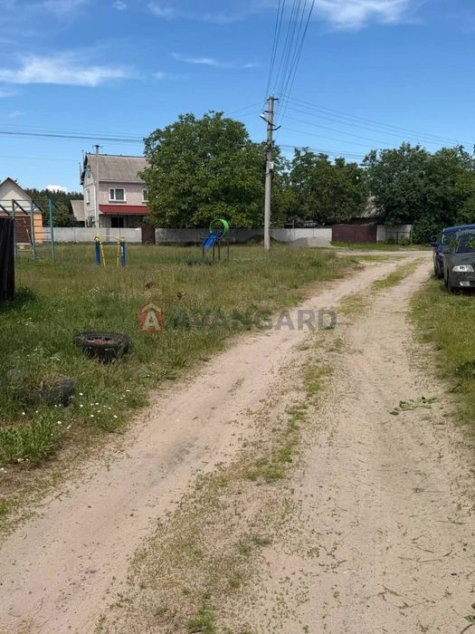Продається земельна ділянка 15 соток на межі сіл Руська Поля