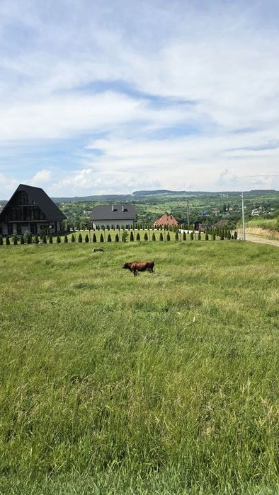 Продаж землі в Михальчі,  не далеко від школи