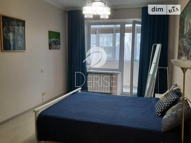 Продаж 2к квартири 68 кв. м на узвіз Кловський 8 • ID 347872