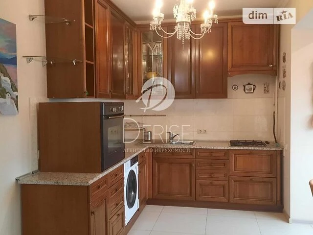 Продаж 2к квартири 68 кв. м на узвіз Кловський 8 • ID 347872