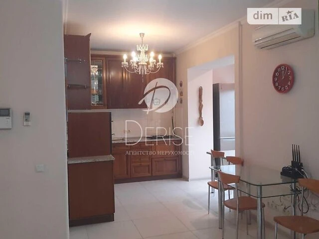 Продаж 2к квартири 68 кв. м на узвіз Кловський 8 • ID 347872