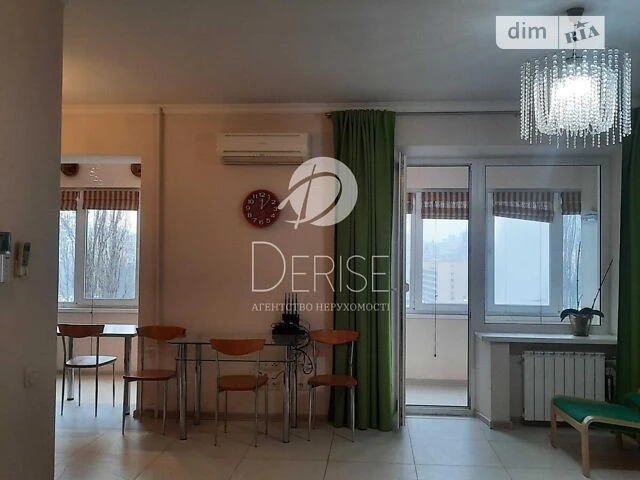 Продаж 2к квартири 68 кв. м на узвіз Кловський 8 • ID 347872