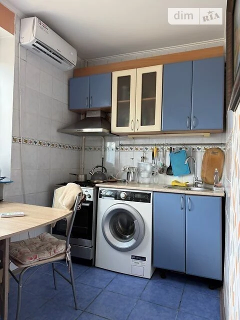 Продаж 2к квартири 46 кв. м на вул. Борщагівська 117 • ID 34