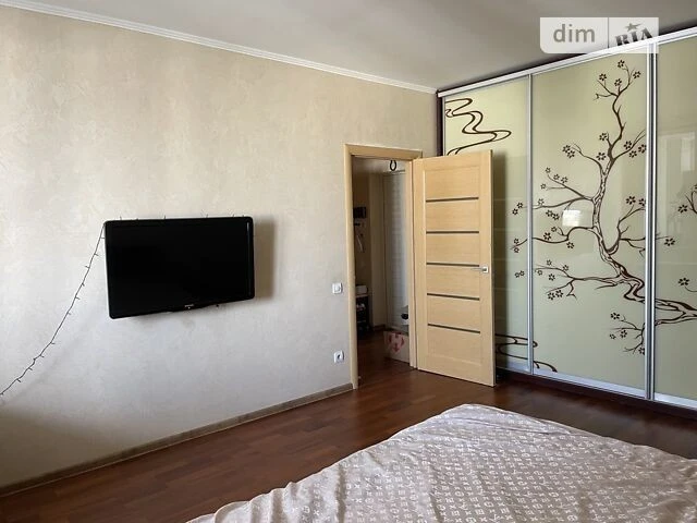 Продаж 1к квартири 47.8 кв. м на просп. Петра Григоренка 22/