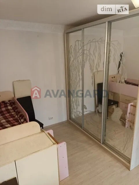 Продаж 1к квартири 32 кв. м на просп. Оболонський 31 • ID 34