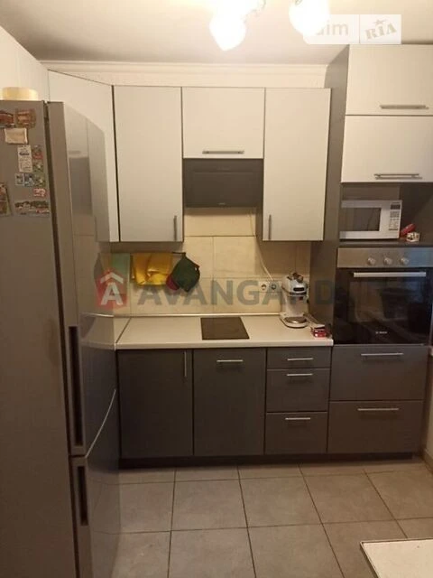 Продаж 1к квартири 32 кв. м на просп. Оболонський 31 • ID 34