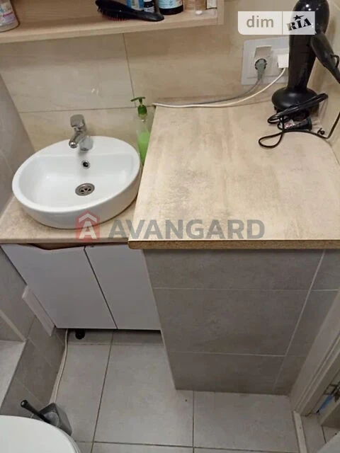 Продаж 1к квартири 32 кв. м на просп. Оболонський 31 • ID 34