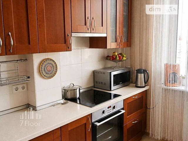 Продаж 2к квартири 67 кв. м на вул. Градинська 7 • ID 347872