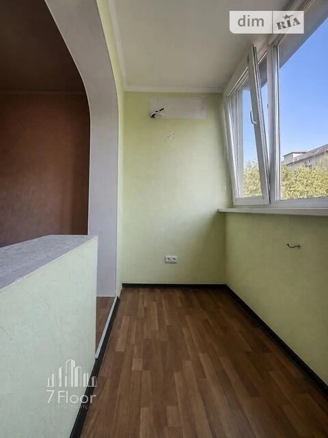 Продаж 2к квартири 46 кв. м на просп. Володимира Івасюка 9 •