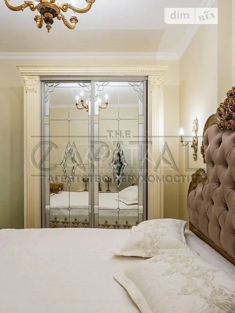 Продаж 3к квартири 115 кв. м на вул. Генерала Шаповала 2 • I