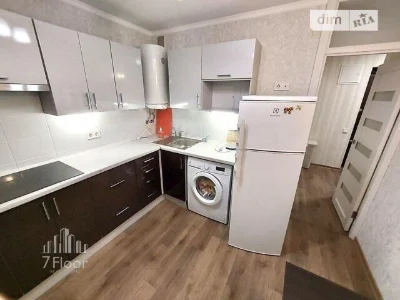 Продаж 1к квартири 34 кв. м на вул. Левка Лук'яненка 1Д • ID