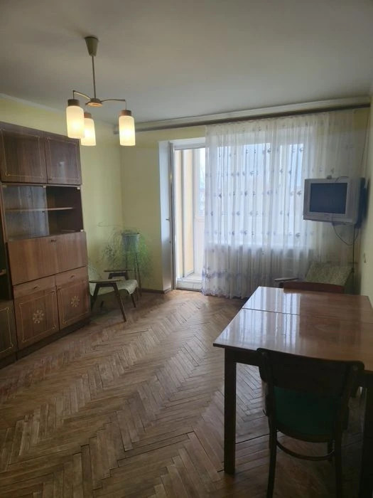 Продаж квартири 3 кімнати