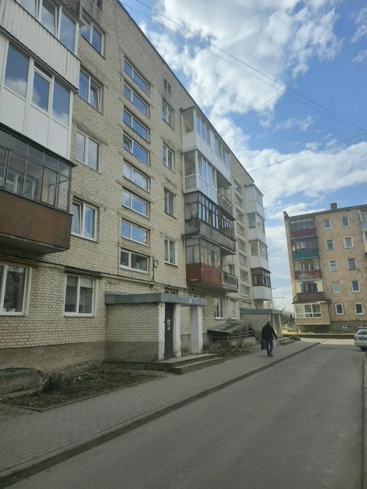Продаж квартири 3 кімнати