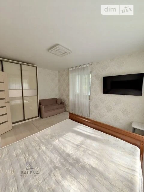 Sale of 1-room apartment 32 sq. m on Lyatoshynskogo St. 8A • ID 34