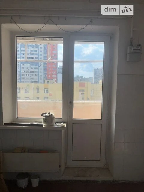 Продаж 1к квартири 36.8 кв. м на вул. Лариси Руденко 8 • ID