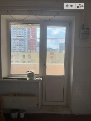 Продаж 1к квартири 36.8 кв. м на вул. Лариси Руденко 8 • ID