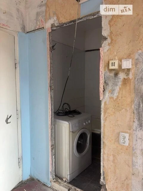 Продаж 1к квартири 36.8 кв. м на вул. Лариси Руденко 8 • ID