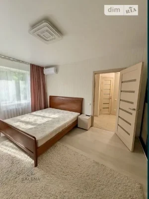 Sale of 1-room apartment 32 sq. m on Lyatoshynskogo St. 8A • ID 34