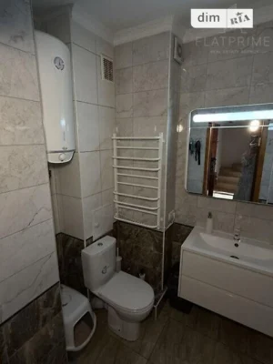 Продаж 3к квартири 97.3 кв. м на вул. Чорних Запорожців 57 •