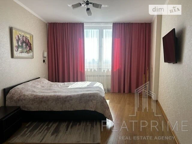 Продаж 2к квартири 78 кв. м на вул. Авіаконструктора Ігоря С