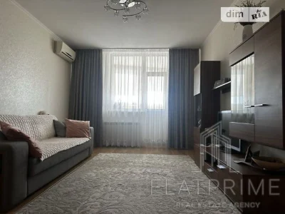 Продаж 2к квартири 78 кв. м на вул. Авіаконструктора Ігоря С