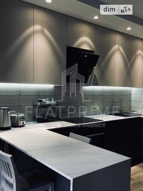 Продаж 3к квартири 97 кв. м на вул. Євгена Сверстюка 6В • ID