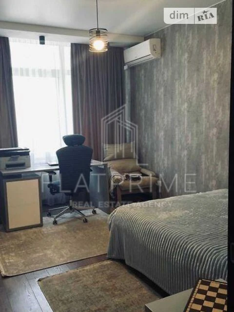 Продаж 3к квартири 97 кв. м на вул. Євгена Сверстюка 6В • ID