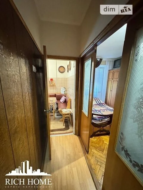 Продаж 2к квартири 41 кв. м на вул. Маккейна Джона 10 • ID 3