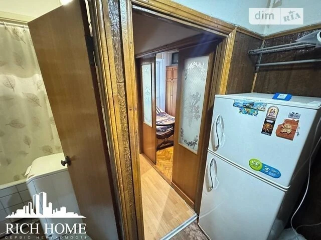 Продаж 2к квартири 41 кв. м на вул. Маккейна Джона 10 • ID 3