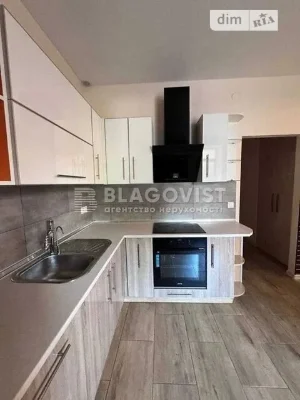 Продаж 3к квартири 87.8 кв. м на вул. Гарматна 20 • ID 34786
