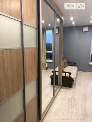 Продаж 1к квартири 20 кв. м на просп. Соборності 17 • ID 347