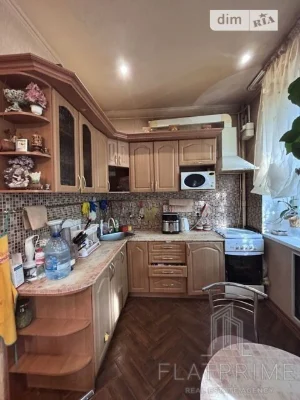 Продаж 2к квартири 62.5 кв. м на пров. Берестейський 78 • ID