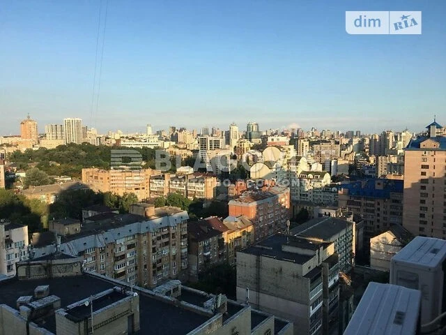 Продаж 1к квартири 46 кв. м на вул. Дмитрівська 80 • ID 3478