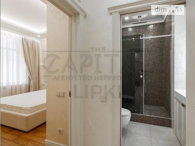 Продаж 3к квартири 85 кв. м на вул. Андрія Верхогляда 15 • I